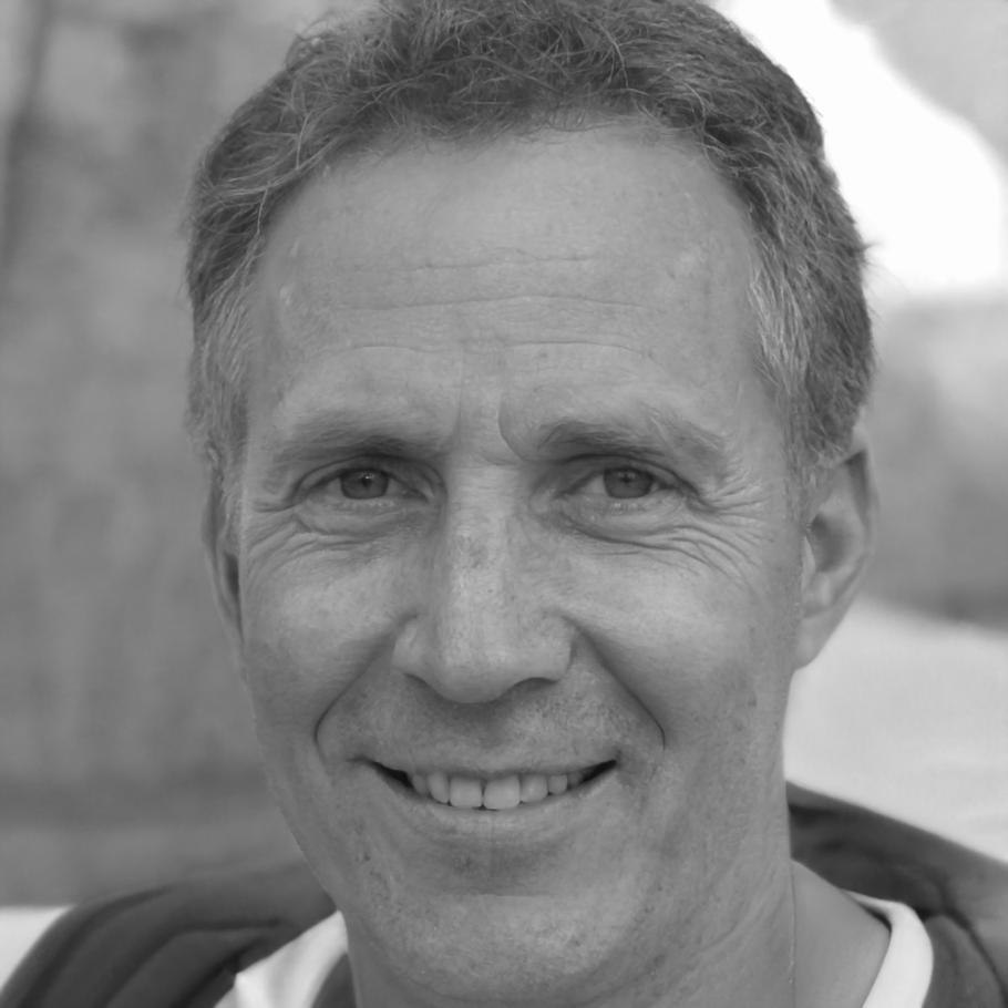 Portrait of Kieran MacLaren, Lead Financial Analyst